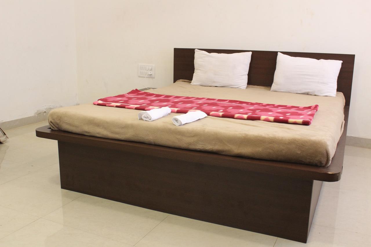 Malhar Bungalow Panchgani Exterior foto