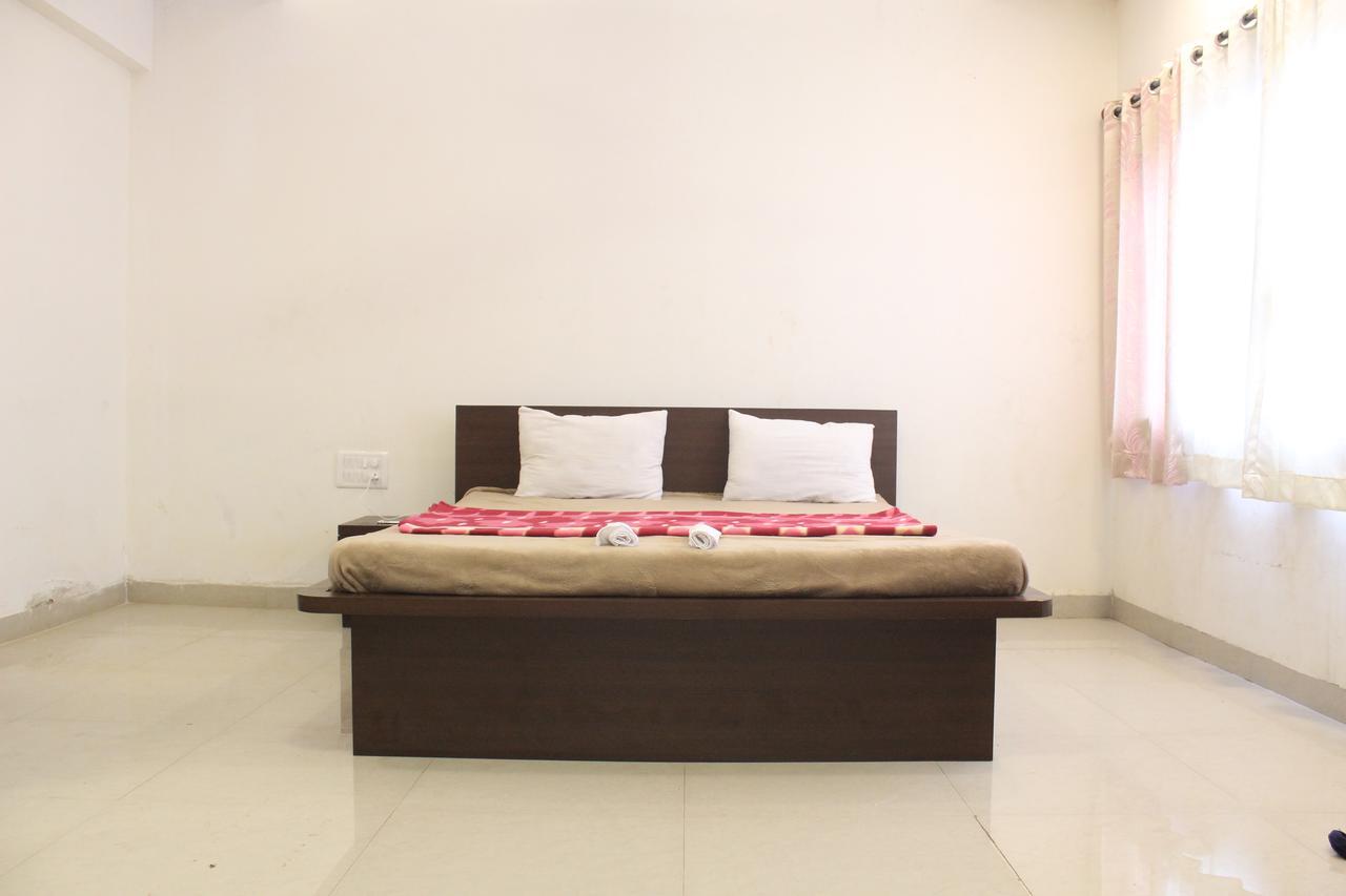 Malhar Bungalow Panchgani Exterior foto