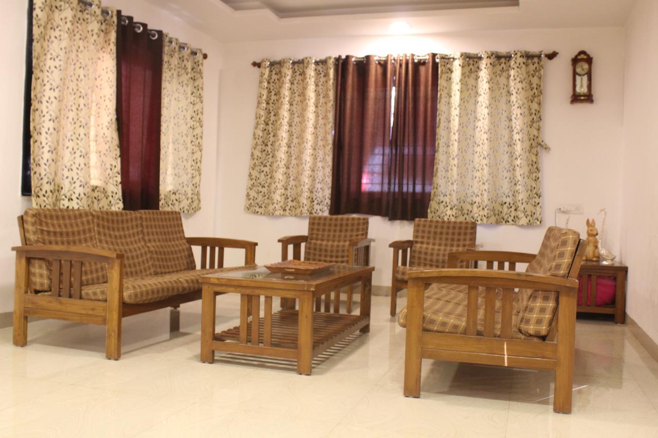 Malhar Bungalow Panchgani Exterior foto